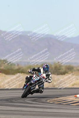 media/Dec-04-2025-Racers Edge (Thu) [[5ebc9f124d]]/3-B Group/2-Session 1 (Turn 4 Entry)/